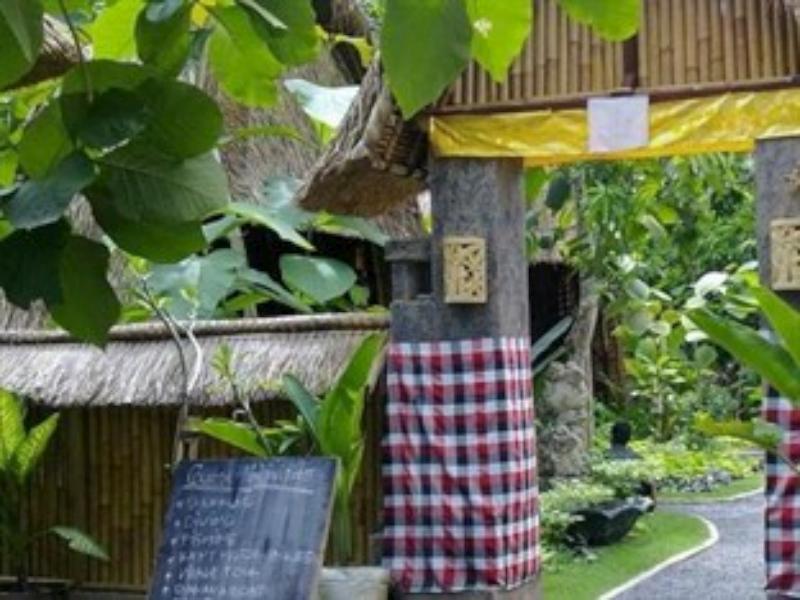 Alam Nusa Bungalow Huts & Spa Hotel Lembongan Exterior foto