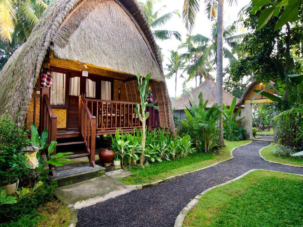 Alam Nusa Bungalow Huts & Spa Hotel Lembongan Exterior foto